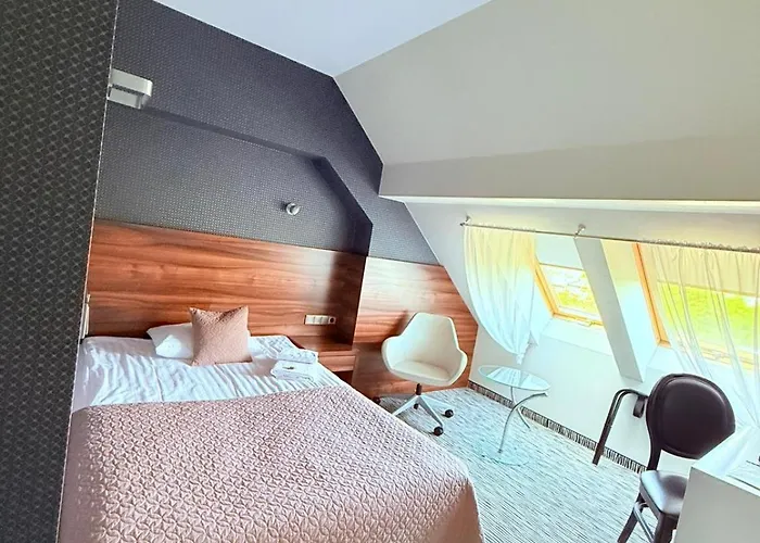 Gorczowski Katowice 4* שורזוב